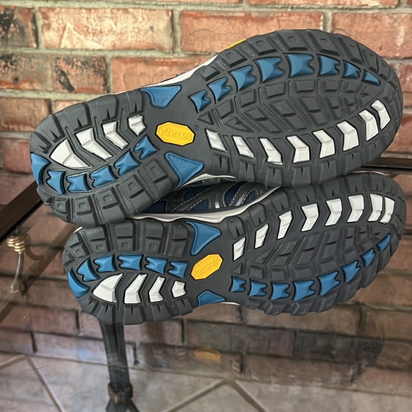 New size 8.5 Eddie Bauer Lukla Pro Waterproof Lightweight Hiker - Picture 8 of 11